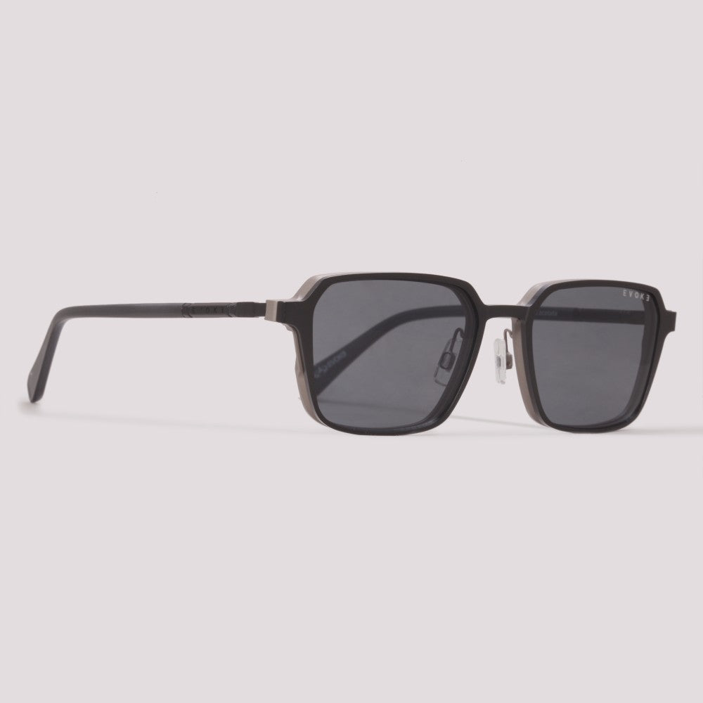 Evoke Clip on Club 02BN Cinza Fosco e Preto Translucido Preto - Grau - 52 mm