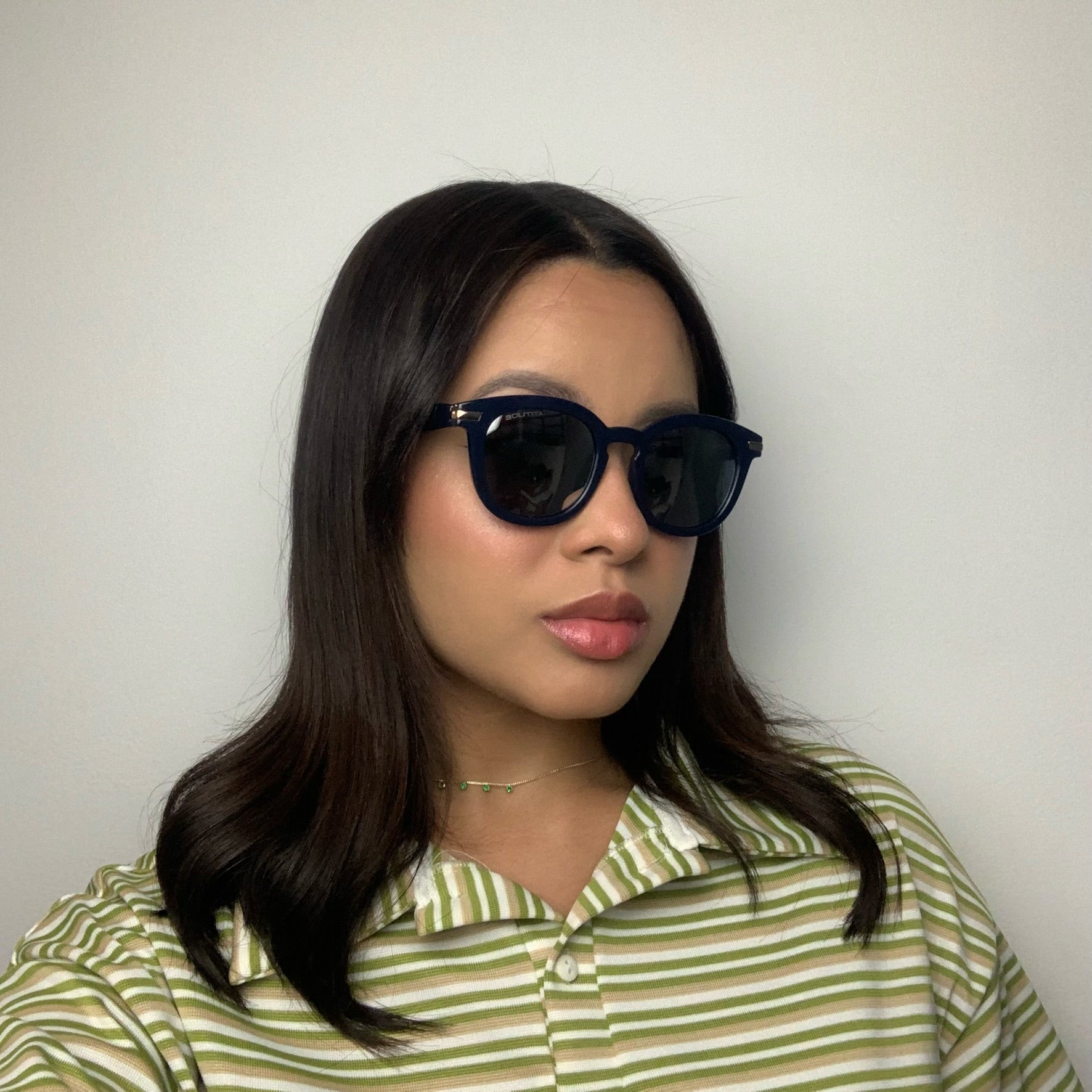 Atitude AT5366 D01 Azul Brilho Prata Espelhado - Sol - 48 mm