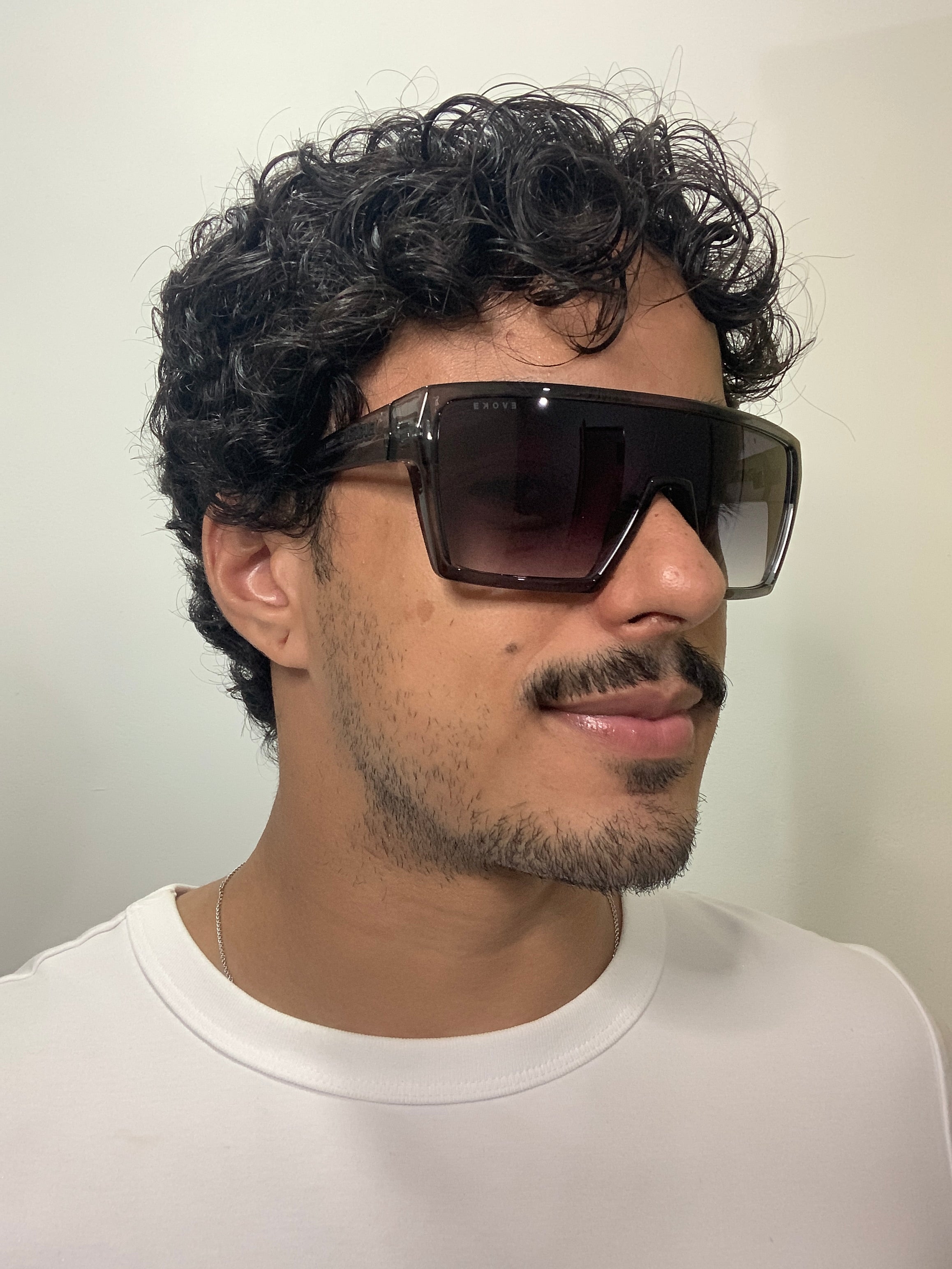 Evoke Bionic Alfa H02 Quadrado Crystal Gray/ Gray Gradient - Solar - TAM 135 mm