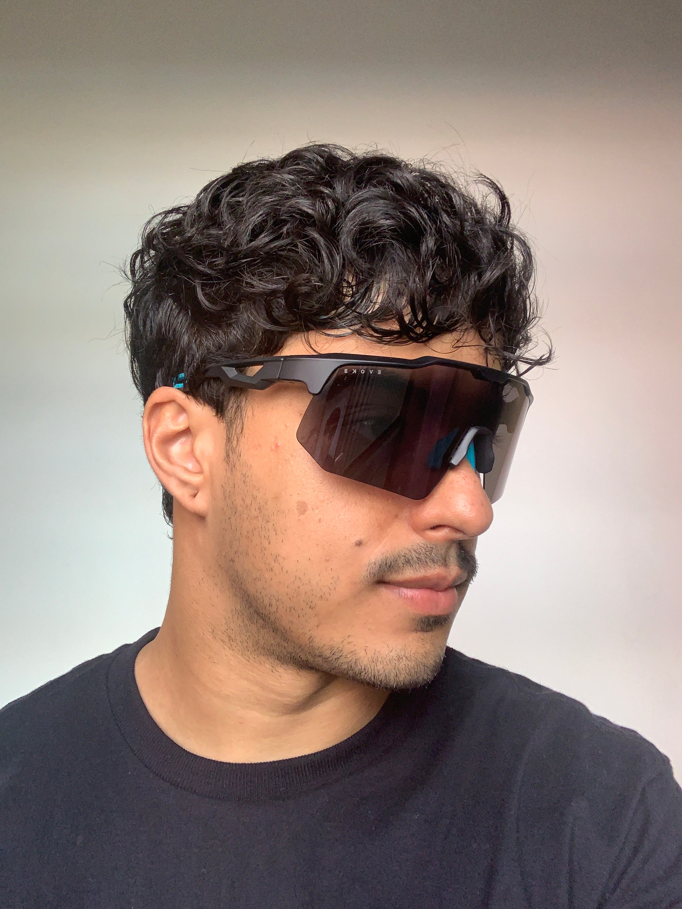 Evoke EVK 40 A11P Preto Fosco/ Preto Polarizado - 155 mm