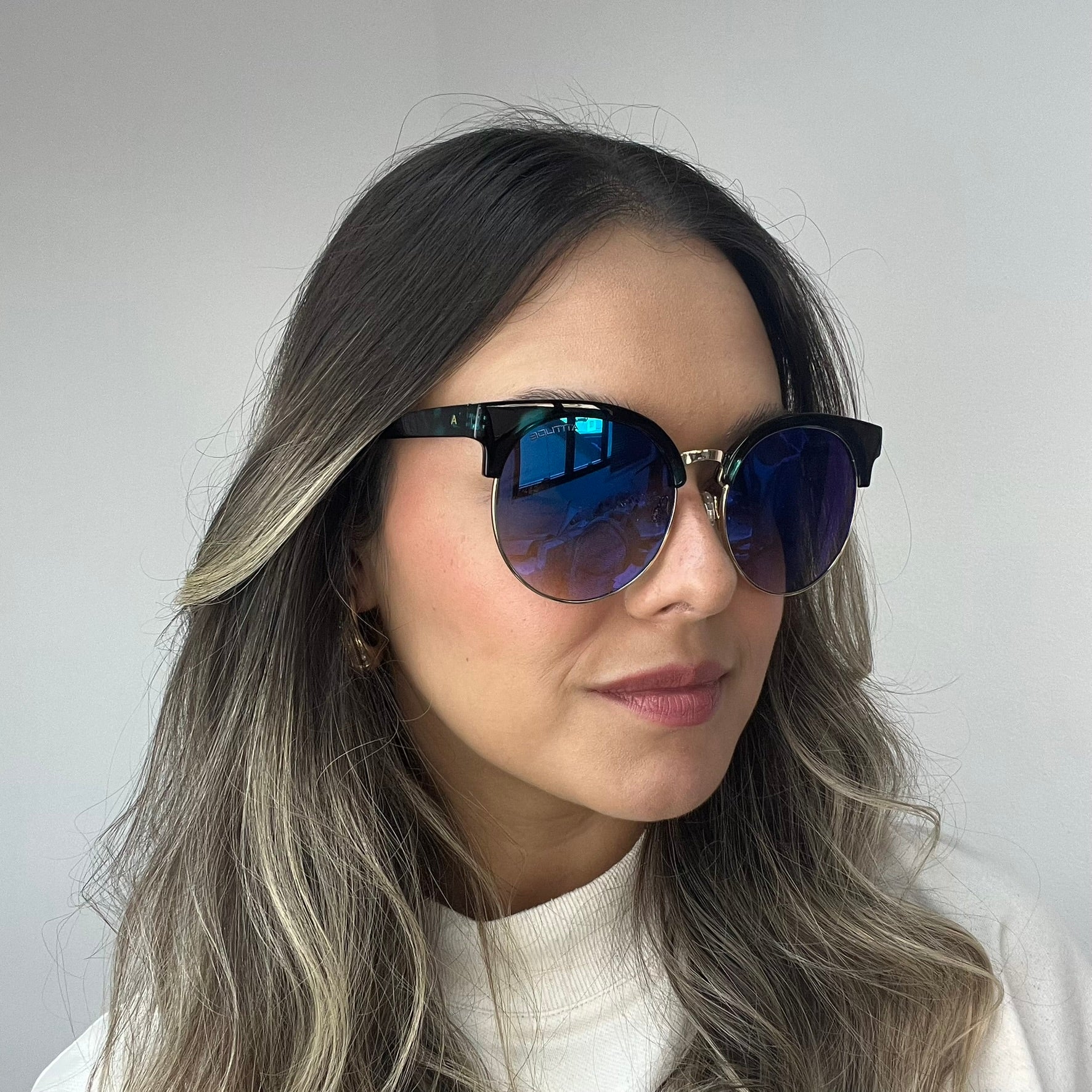 Atitude AT3189 G22 - Preto e Azul Mesclado Brilho - Sol - 55 mm