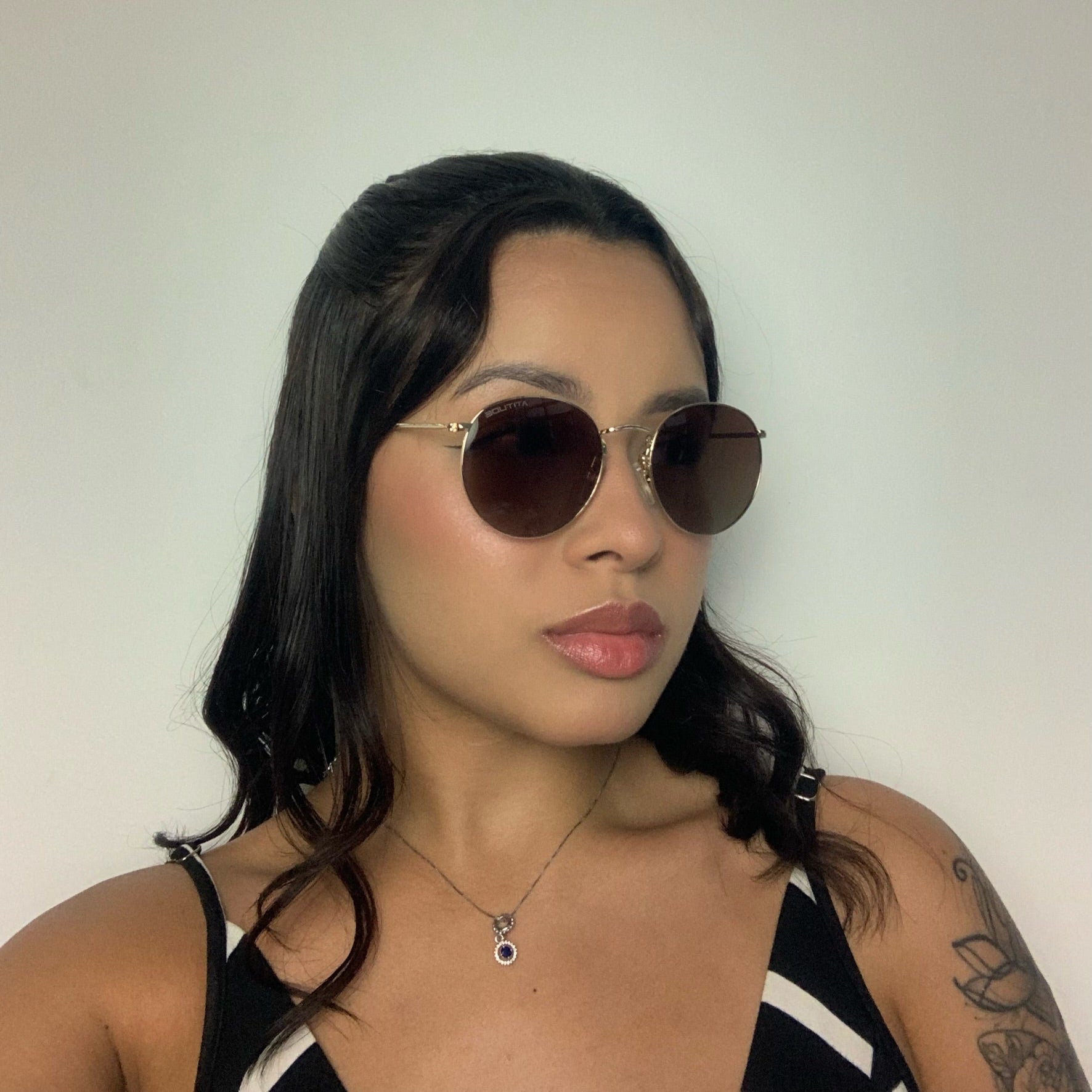 Atitude AT3241 04A Dourado Brilho Marrom Degradê - Sol - 52 mm