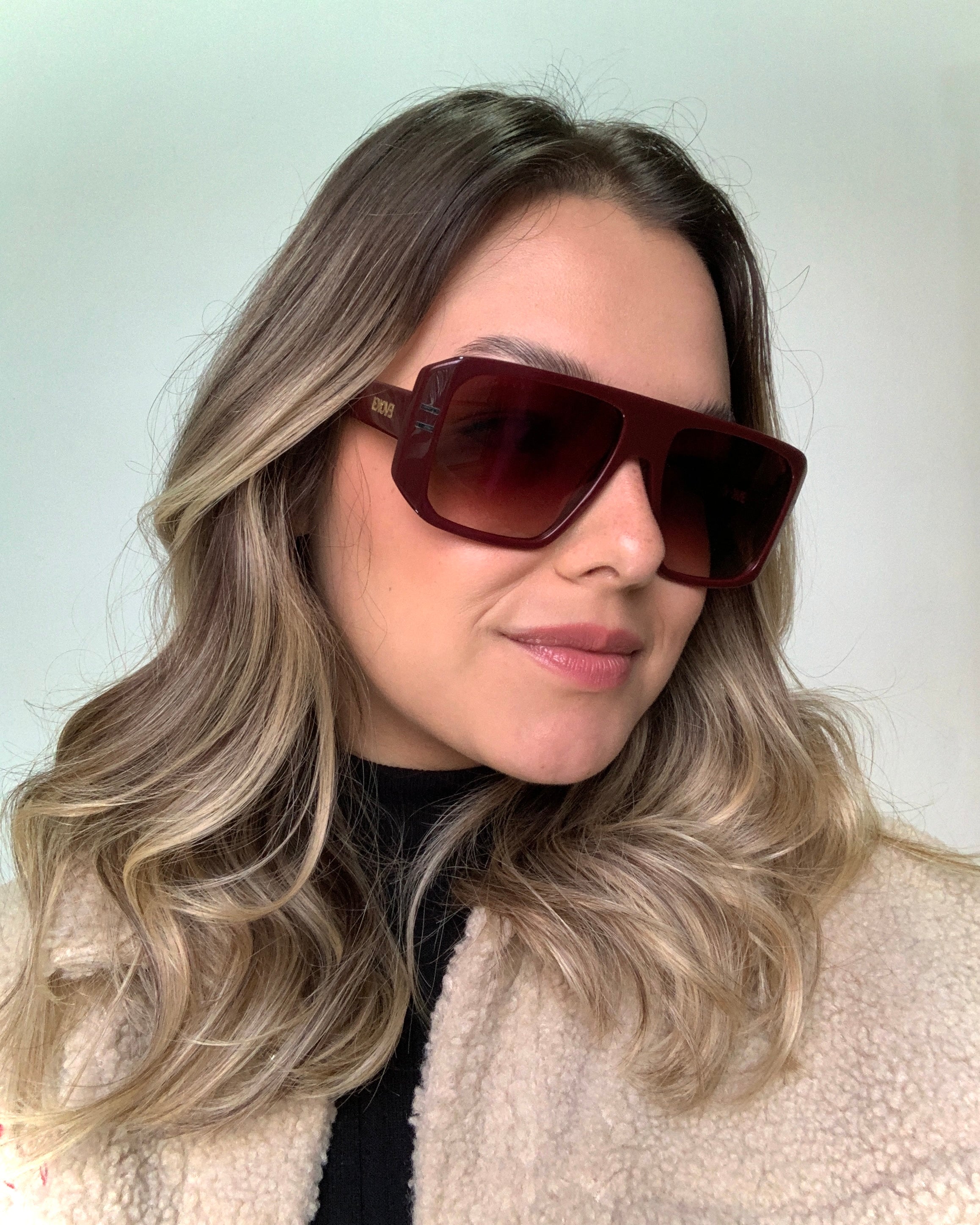 Evoke EVK 30 BRC01 Vinho Vermelho Degradê - Sol - 56 mm