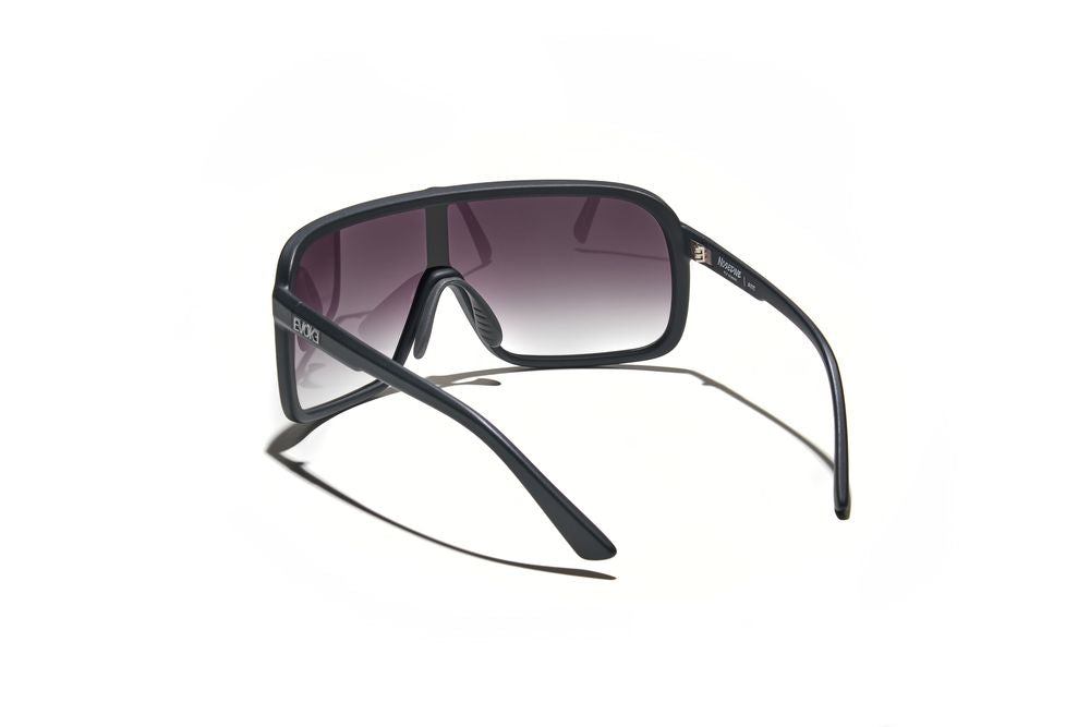 Evoke Nosedive High-end A11T Midnight Matte Silver Gray Gradient - Lente 137 MM - Sol