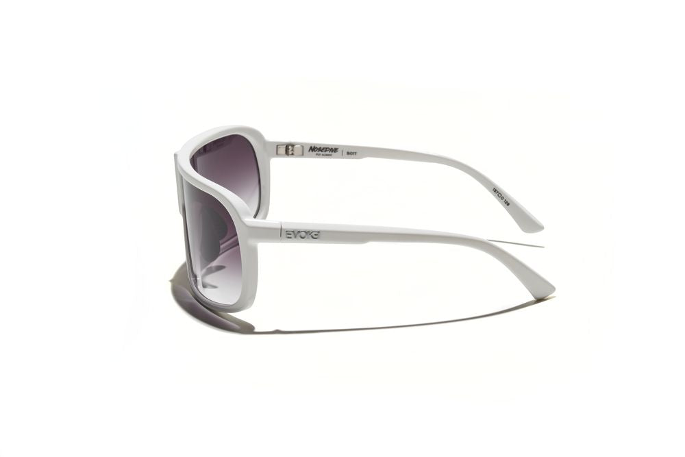 Evoke Nosedive High-end B01T White Silver Gray Gradient - Lente 137 MM - Sol
