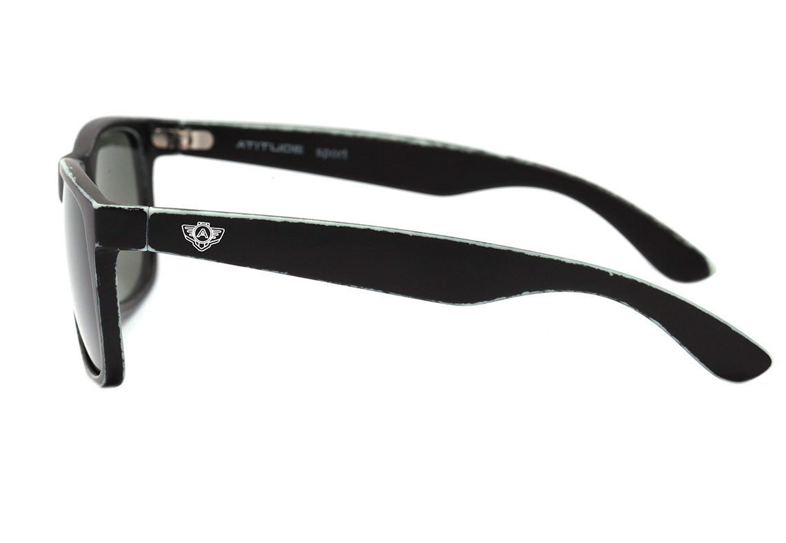 Atitude AT 5342 D03 Preto Fosco Desgastado / Verde - Lente 5,4 cm