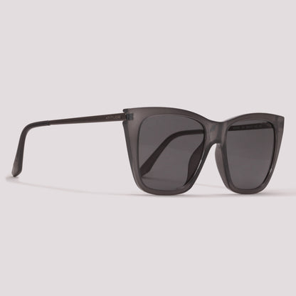 Atitude AT8135 T01 Cinza Translúcido Brilho Preto -  Sol - 56 mm