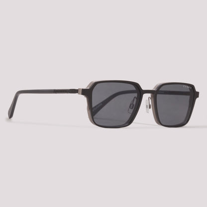 Evoke Clip on Club 02BN Cinza Fosco e Preto Translucido Preto - Grau - 52 mm