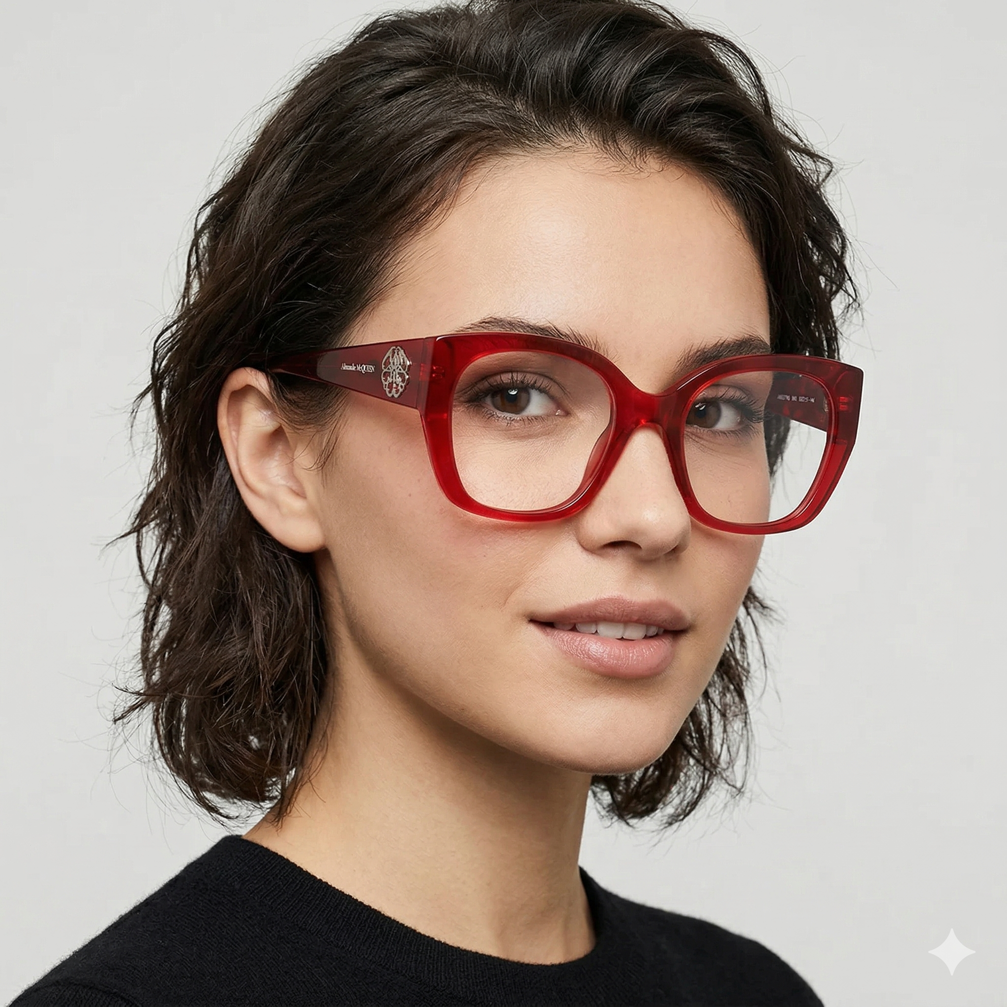 Alexander McQueen AM0379O 003 Vermelho Brilho Translúcido - Grau - 52 mm