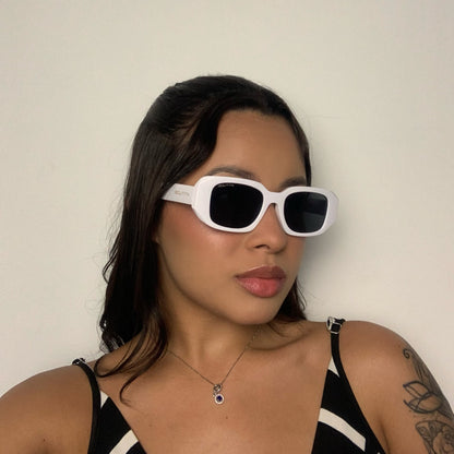 Atitude AT8160 B11 Branco Fosco Preto - Sol - 53 mm