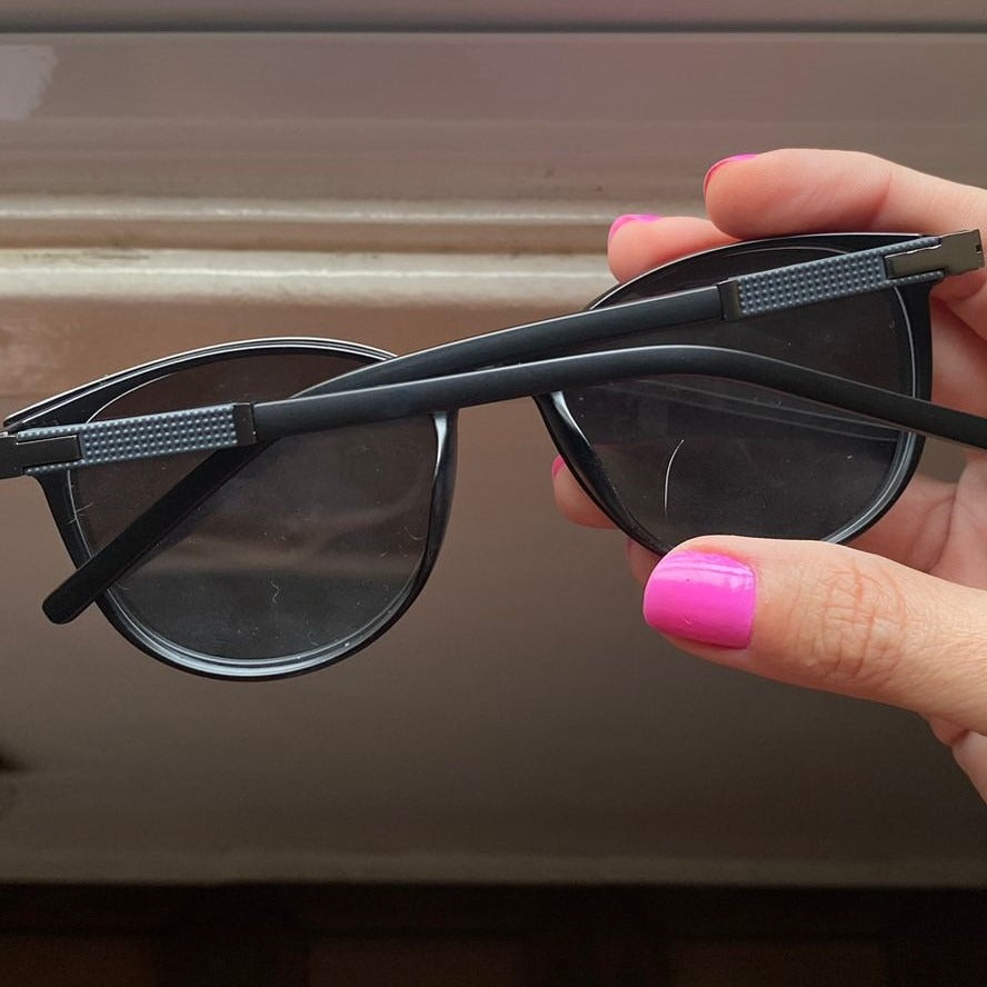 Wee W0244 Clip on Preto Fosco/ Preto Polarizado - Lente 5,3 cm